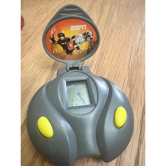 McDonalds ESPN Tony Hawk Skateboard Game Happy Meal Toy 2004 NEW - Picture 1 of 3